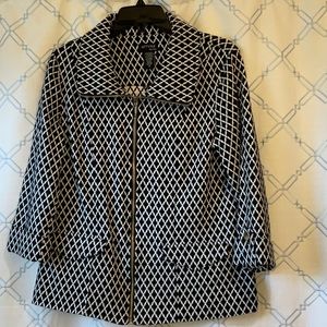 LIKE NEW Attyre Jacket/Blazer
